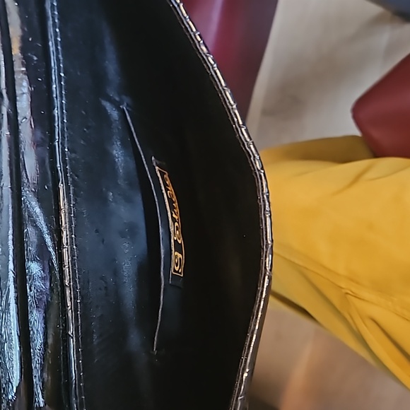 Black Envelope Clutch - Picture 4 of 5